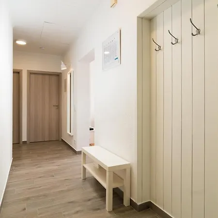 Apartment Regius White