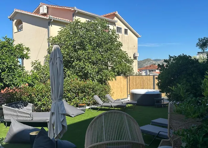 Apartment Regius White *
